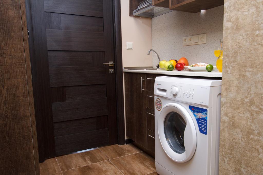 Wow Guest House In Apartment 141 Yerevan Bagian luar foto